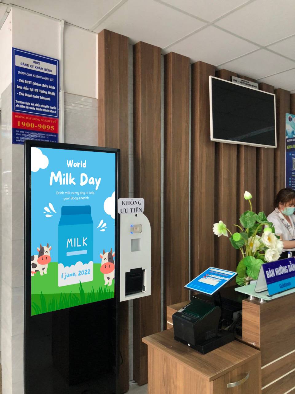 Quảng cáo hiển thị LCD tại bệnh viện Thống Nhất - Thành Phố Hồ Chí Minh